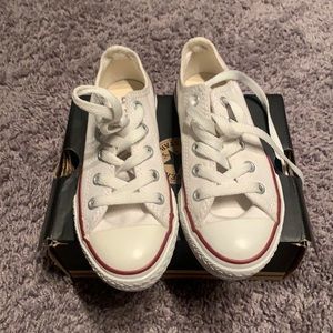 Converse chuck taylor white toddler size 11us